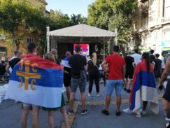 (FOTO) "Skači! Hvataj loptu! Tako je bre!": Kako su Subotičani bodrili košarkaše u finalu Svetskog prvenstva 17