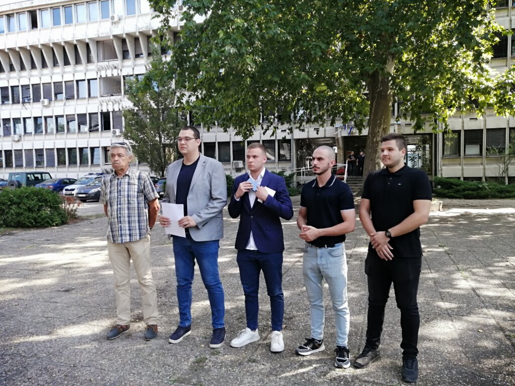 "Za sve ovo neko mora da bude odgovoran": Sagovornici Danasa o novim oružanim sukobima u Subotici 5