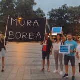 U Kraljevu održan protest "Srbija protiv nasilja" posvećen Predragu Voštiniću (FOTO) 1