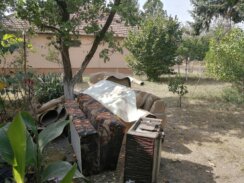 Ceo život je popravljao za njima, a sada oni popravljaju za njega: Bivši učenici subotičke škole obnavljaju trošnu kuću školskom domaru 7