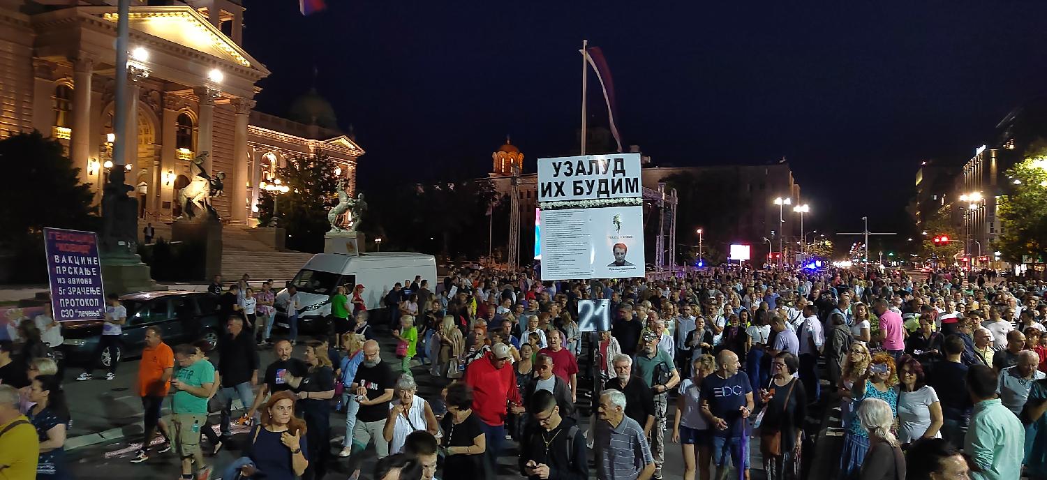 "Država i narod su taoci mafije": Kako je izgledao 21. protest Srbija protiv nasilja u slikama (FOTO) 7 "Država i narod su taoci mafije": Kako je izgledao 21. protest Srbija protiv nasilja u slikama (FOTO) 7