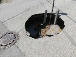 "Pomažite, pocrkasmo": Stanovnici kragujevačkog naselja Grujina česma decenijama se dave u fekalnoj kanalizaciji (FOTO, VIDEO) 12