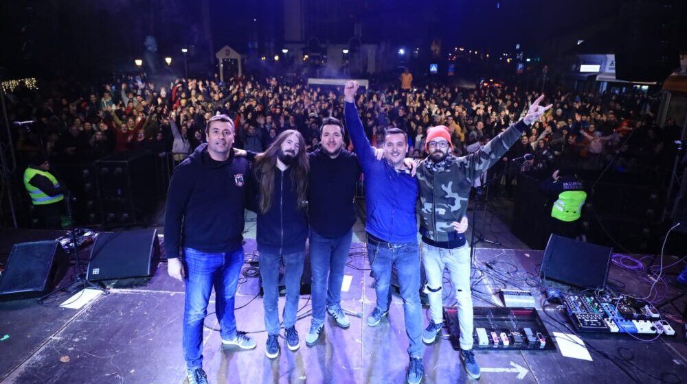 „Veruj, voli” koncertna promocija albuma LUR-a u kragujevačkom Domu omladine 1