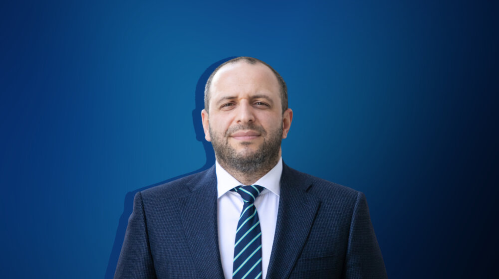 Krimski Tatar iz muslimanske porodice: Ko je Rustem Umerov za koga je Zelenski najavio da će biti novi ministar odbrane Ukrajine? 1