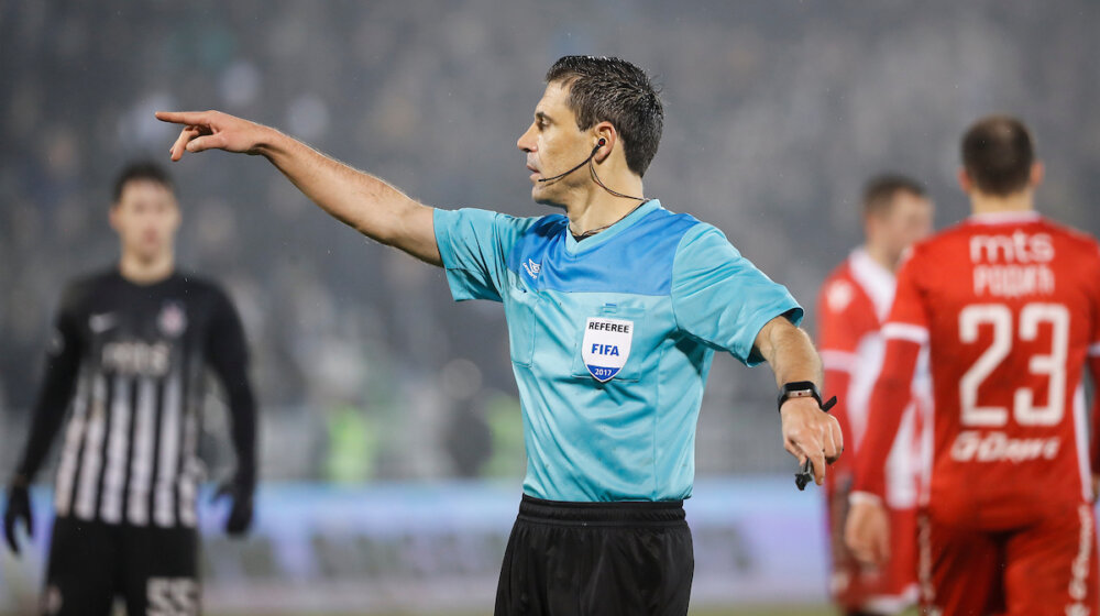 Svaki derbi isti scenario i hajka na arbitre: Večitima ni Milorad Mažić nije valjao u vreme kad je sudio finale Lige šampiona 1