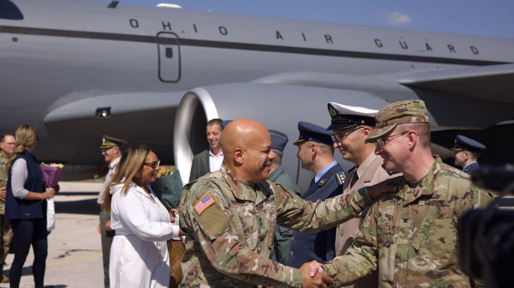 Šta je komandant Nacionalne garde Ohajo poručio tokom boravka u Srbiji i koji je povod njegove posete? 1