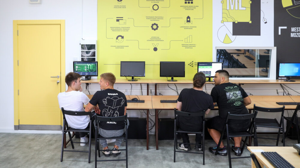 Mladenovac dobio svoju prvu Mejkers lab učionicu 1