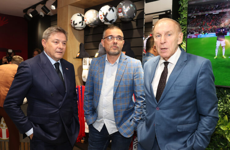 Da li su Piksiju odbrojani dani na klupi Srbije? Selektor u klinču sa prvim operativcem u Fudbalskom savezu Srbije 1