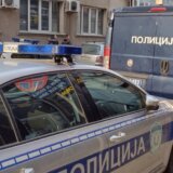 Hapšenje u Boru: Napali mladića pa drvenim štapovima i metalnim šipkama udarali po automobilu 9