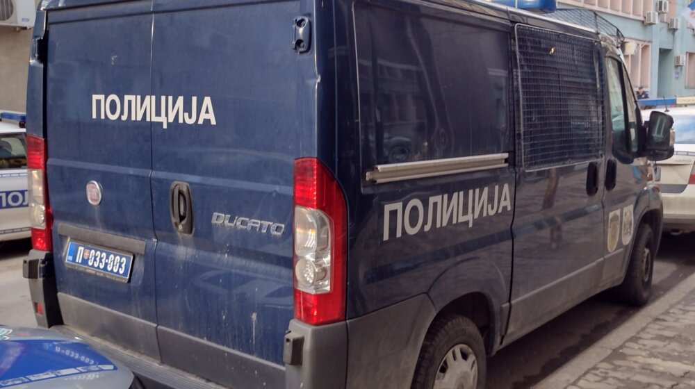 Ukrao 38.000 litara jestivog ulja: Bivši radnik „Don Dona” u Kragujevcu uhapšen za proneveru 4,5 miliona dinara 1
