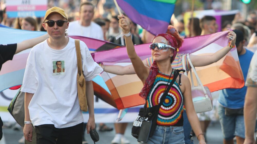 "Poručuju nam sa vrha vlasti da ne možemo biti ravnopravni": Govor Agate Milana Đurića na Prajdu 1