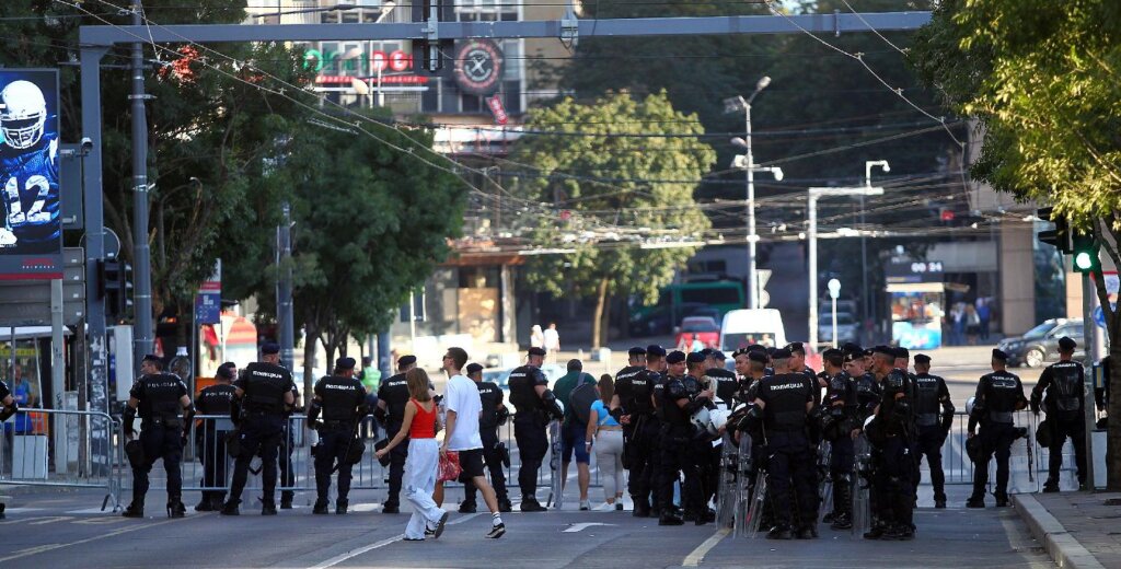 Slike koje su obeležile Beograd Prajd (FOTO) 29