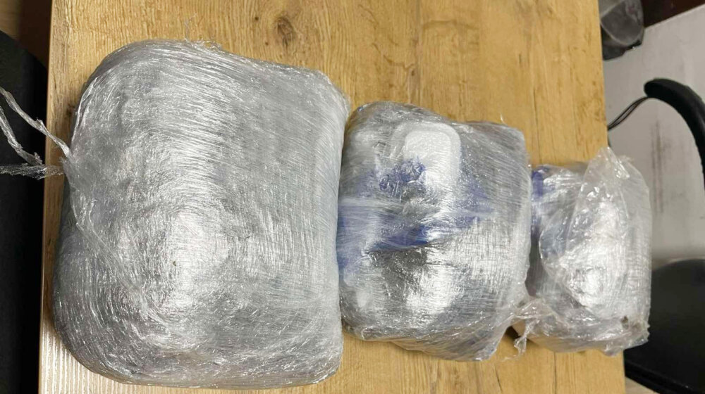 Raščanin u sanitetu švercovao 3,4 kilograma marihuane 1