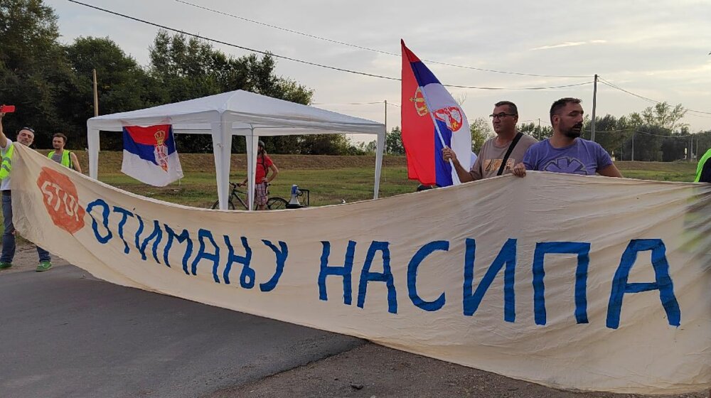 Protest grupe građana "Savski nasip" u Bloku 45 (FOTO) 16