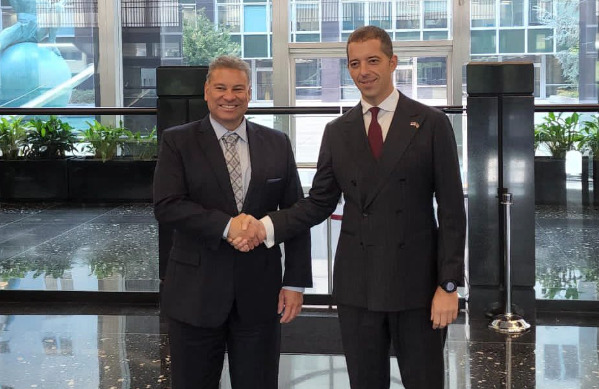 Đurić sa Eskobarom: Beograd ostaje čvrsto opredeljen za mir i saradnju 1