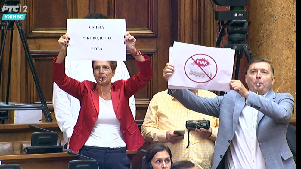 Šta je na opozicione poslanike ostavilo najjači utisak tokom blokade parlamenta? 2 Šta je na opozicione poslanike ostavilo najjači utisak tokom blokade parlamenta? 2