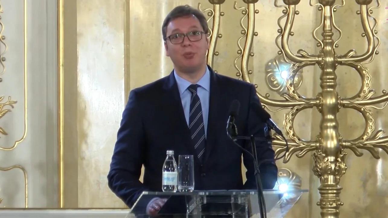 (VIDEO) Vučić wird Ehrenbürger von Subotica und sagt, die Zeit sei gekommen, die Stadt zu verlassen – Politik