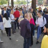 Građani uzvikivali Koluviji: "Lopov" i "mafija" (VIDEO) 11