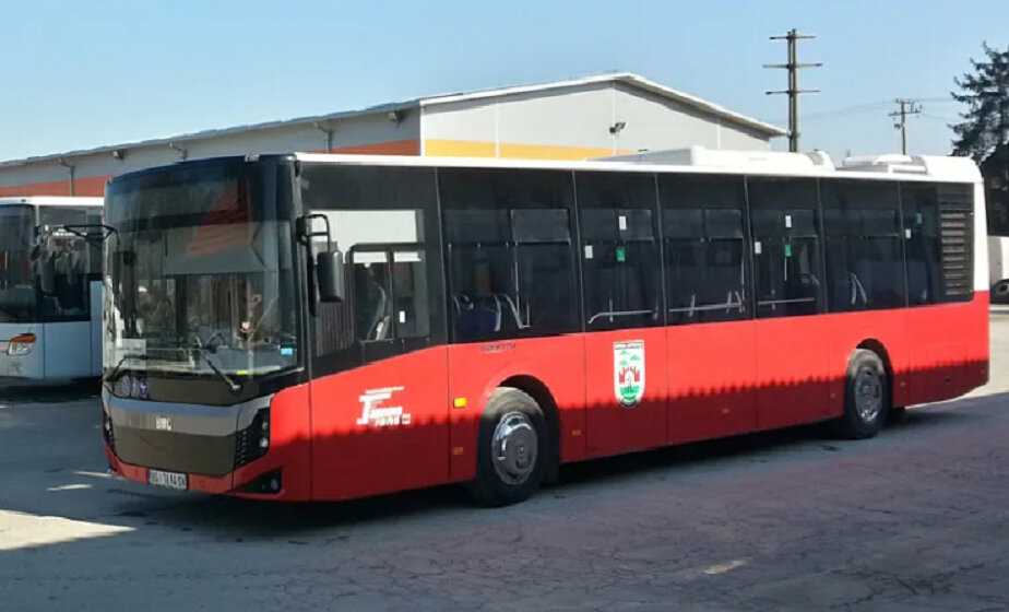 Autobusi sa niških ulica prodaju se kao opasan otpad 1