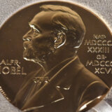 nobelova medalja, nobelova nagrada