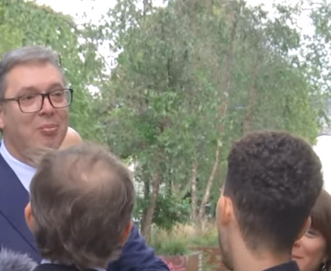 Vučić poručio novinaru Klana Kosova: Čim mi date tu demokratsku dozvolu, doći ću u Gračanicu pa u Prištinu 1