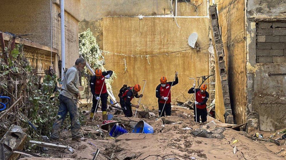 Broj poginulih u poplavama u libijskom gradu Derni porastao na 11.300 1