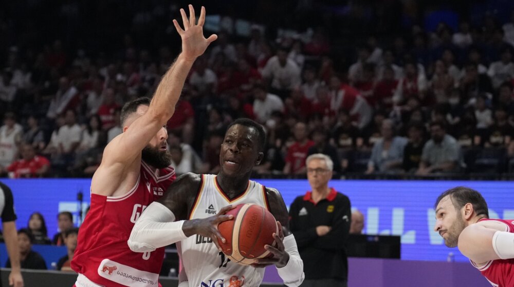 (VIDEO) Nemačka dala 100 poena, a 60 iz trojki: Samo je jedan tim bio i ubitačniji iz daljine 1