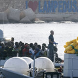 Ministar unutrašnjih poslova Francuske ide u Italiju zbog velikog priliva migranata 9