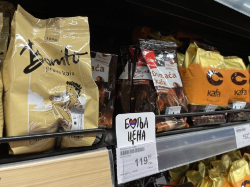 image00020 "Po 'Boljoj ceni' nema hleba i majoneza": Pitali smo građane da li su "pohrlili" u markete nakon sniženja (FOTO) 12