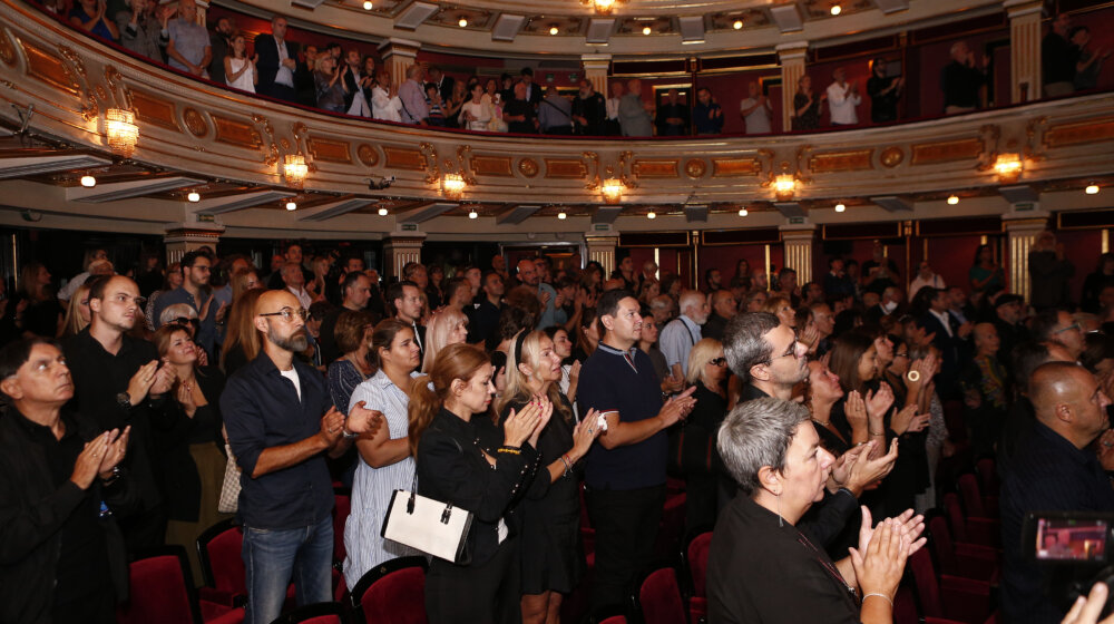 Narodno pozorište nastavlja rad van svoje zgrade, sindikati upozoravaju na odgovornost 1