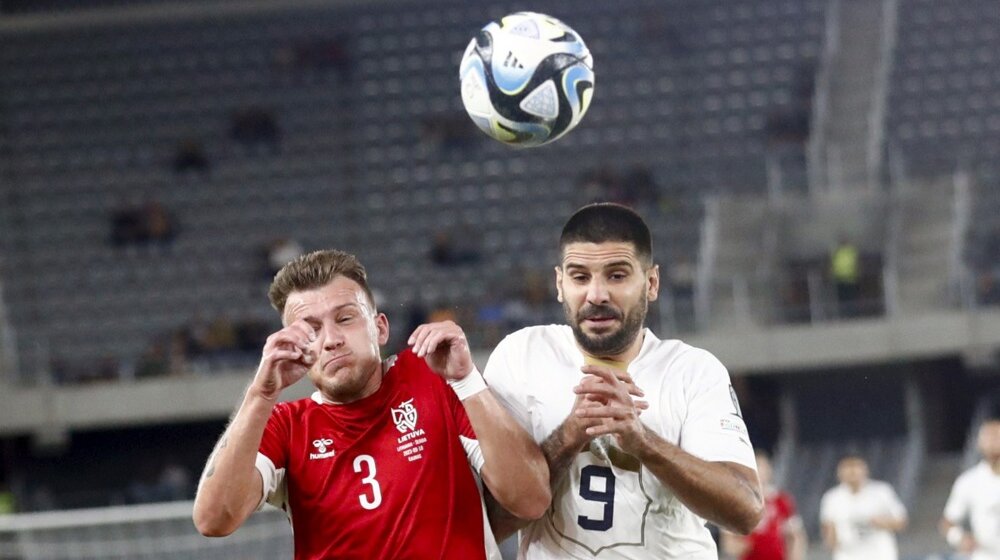 Tri boda iz Kaunasa sa tri gola Mitrovića u prvom poluvremenu (VIDEO) 1