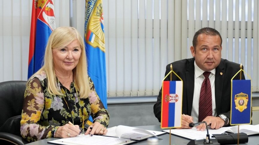 Direktorat civilnog vazduhoplovstva ustupio MUP-u računarsku opremu za obuku policije 1