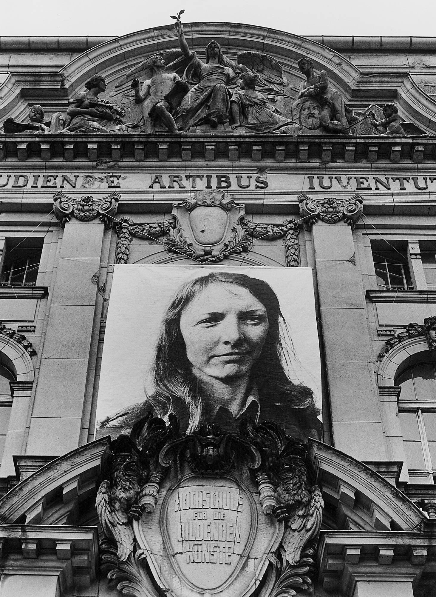 „Luvr je moj atelje, ulica muzej“: Autobiografija Brace Dimitrijevića, 1.128 stranica, 300 ilustracija i reprodukcija (FOTO) 3 „Luvr je moj atelje, ulica muzej“: Autobiografija Brace Dimitrijevića, 1.128 stranica, 300 ilustracija i reprodukcija (FOTO) 3