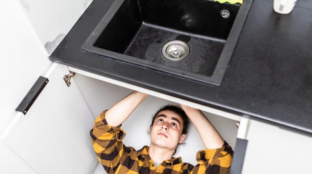 Zapušena sudopera: Dovoljne su vam samo dve stvari koje imate u kuhinji da je otpušite 1