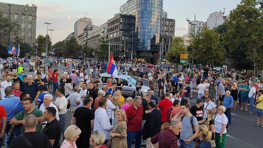 Protest "Srbija protiv nasilja" 20. put u Beogradu, kolona ispred RTS-a (FOTO) 1