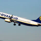 Pukao prozor na avionu Rajanera nakon poletanja, jedna osoba povređena 6