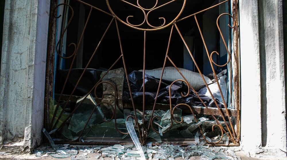 Zalutali ukrajinski projektil uzrokovao smrtonosnu eksploziju na istoku Ukrajine 1