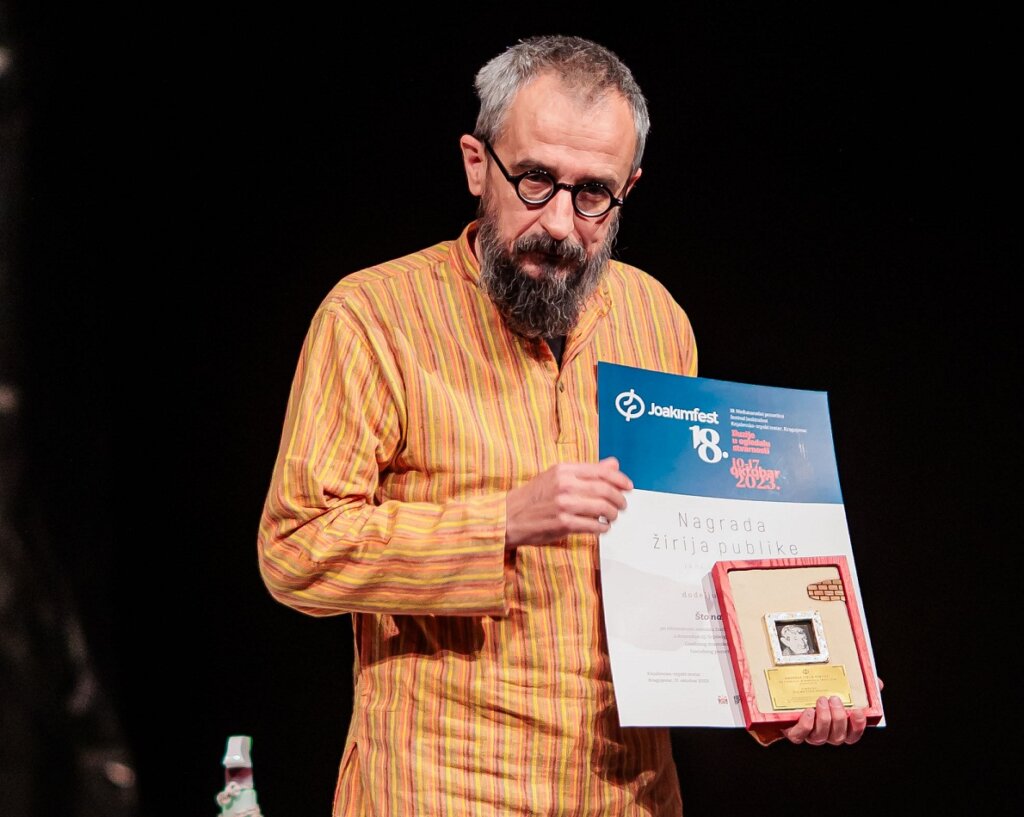 Čovječnost se promijenila, apsolutna razljuđenost vodi u potpuni nestanak: Darko Cvijetić, autor poeme „Šum Šumarice” za Veliki školski čas 3