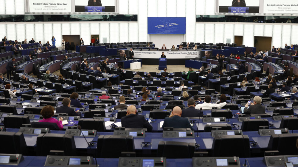 "Ne treba da idemo na pogrešan put poput Republike Srpske za Kosovo": Debata o prijemu Kosova u Parlamentarnoj skupštini Saveta Evrope 11