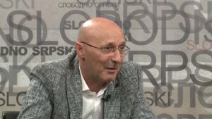 Osnovni sud u Prištini danas je odredio meru pritvora od 30 dana Fatmiru Šeholiju osumnjičenom za izvršenje krivičnog dela špijunaže u korist Bezbednosno informativne agencije Srbije (BIA)."Sud je ocenio da je težina dela za koje se sumnjiči Šeholi teške prirode i određivanje ove mere je neophodno i da bi svaka druga mera bila nedovoljna", kaže se u saopštenju suda.