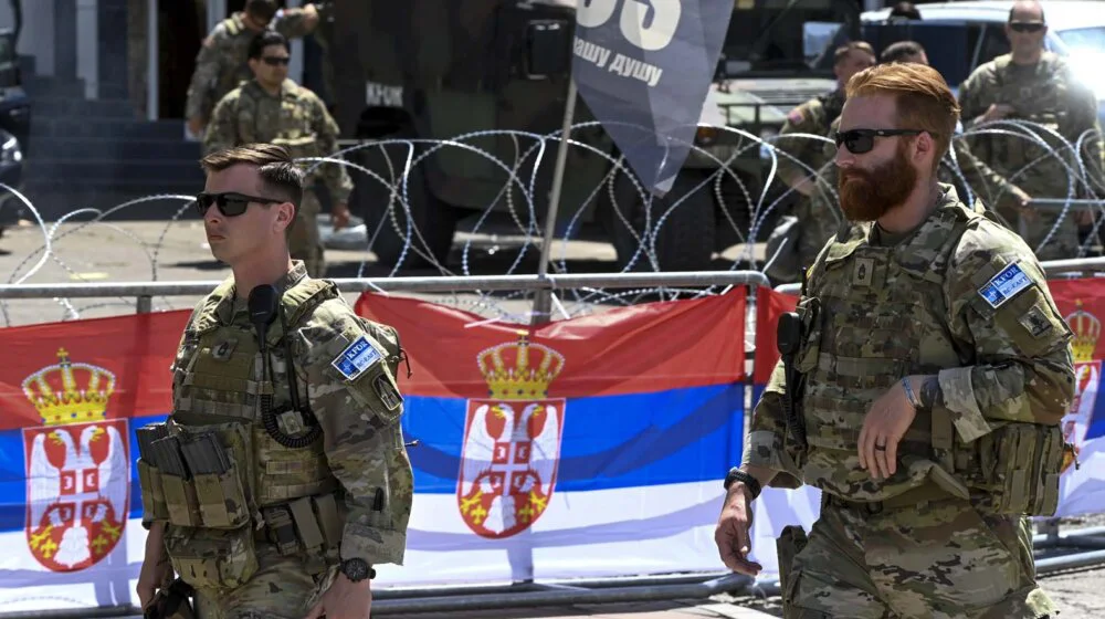 Nakon incidenta u Banjskoj KFOR učetvorostručio broj vojnika na severu Kosova 14
