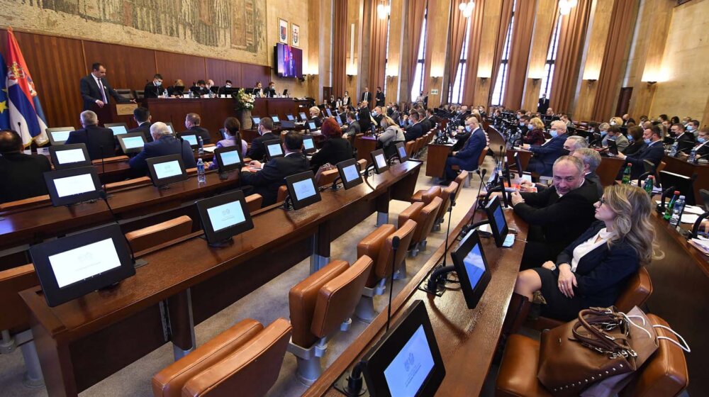 Skupština Vojvodine 6. novembra usvaja izborni rebalans i imenuje Pokrajinsku izbornu komisiju 1