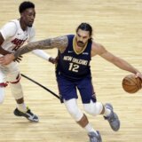 Stiven Adams propušta sezonu zbog operacije kolena 1