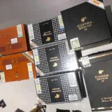 Carina: Od putnika na beogradskom aerodromu oduzeto 475 tompusa, zlatnici i srebrnjaci 10