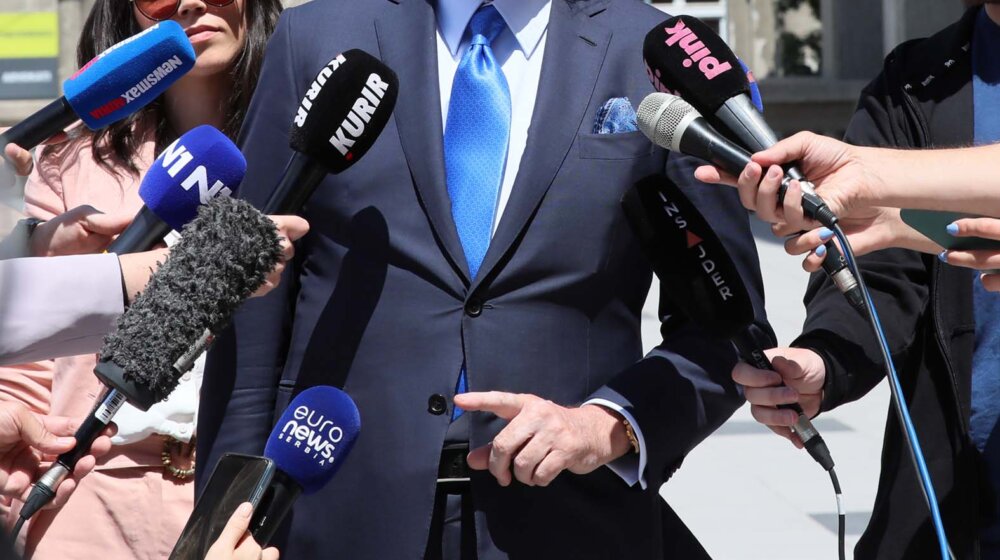 mikrofoni foto Aleksandar Roknić