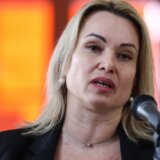 Ruska novinarka koja je uživo u programu pozvala na prekid rata u Ukrajini: "Sud u Moskvi mi je oduzeo starateljstvo nad ćerkom iz političkih razloga" 1