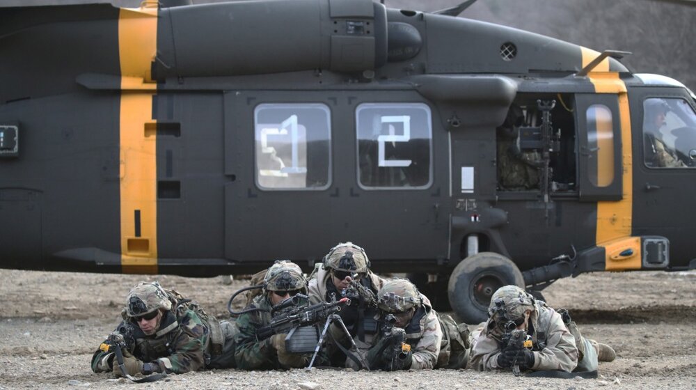 Nemački Bild: Moguće povlačenje američkih trupa s Kosova, evropski saveznici bili bi sami protiv Putinovog prijatelja Vučića i njegove moćne vojske 1