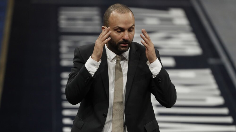 Parker više nije trener Asvela: Mogući naslednici Skariolo ili Trinkijeri 1