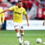 (VIDEO) Džeko i Tadić doneli Fenerbahčeu rekord Turske na stadionu "Redžep Tajip Erdogan" 7