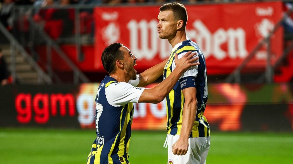 (VIDEO) Džeko najstariji strelac het-trika u turskoj ligi ikada: Oboren rekord pravoslavnog Grka, junaka turskog fudbala, iz 1962. 1